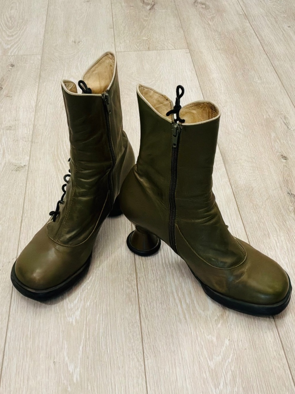 Vintage John Fluevog Mini Lover Boots Olive Green Spruce Sage Size 10.5 Rare